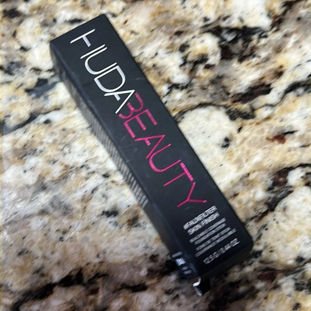 HUDA BEAUTY this huda